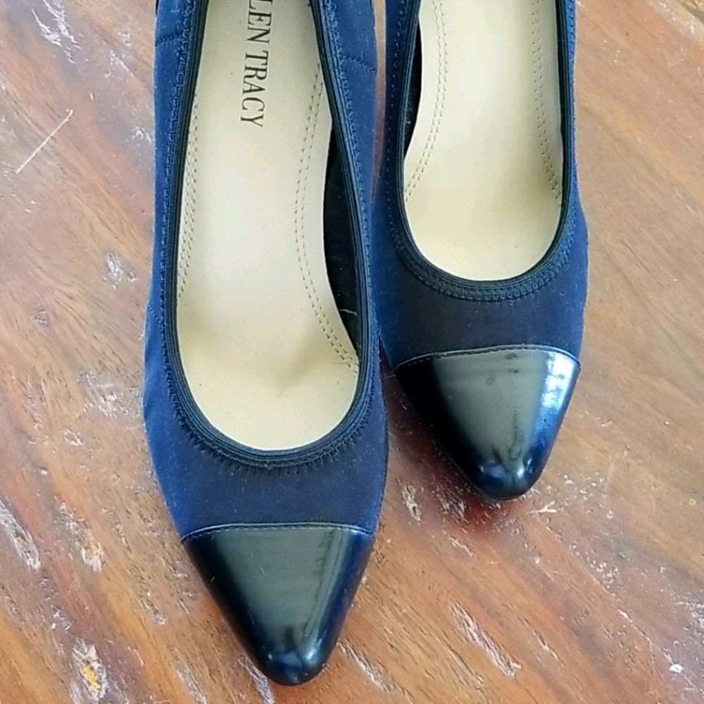 Women's Ellen Tracy Heels